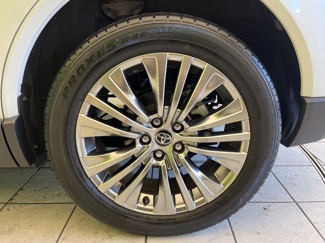 TOYOTA HARRIER HYBRID 2023