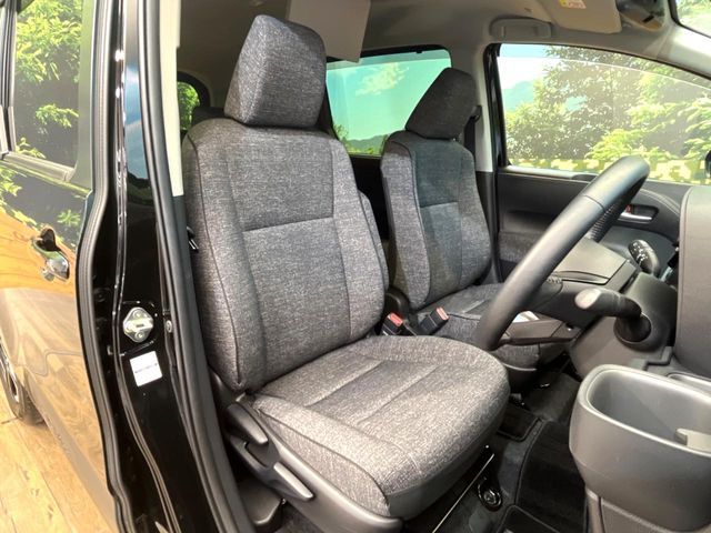 TOYOTA SIENTA HYBRID 2023