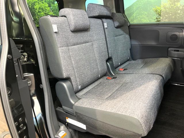 TOYOTA SIENTA HYBRID 2023