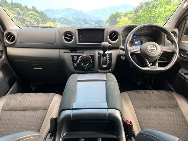 NISSAN NV350 CARAVAN 2024