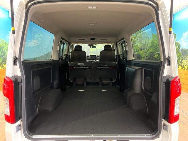 NISSAN NV350 CARAVAN 2024