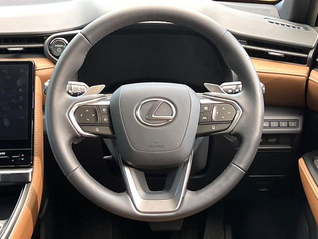 TOYOTA LEXUS LBX 2024