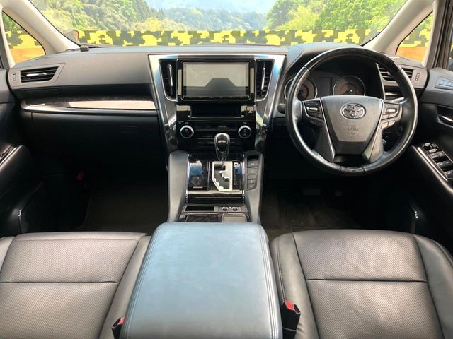 TOYOTA VELLFIRE 2018