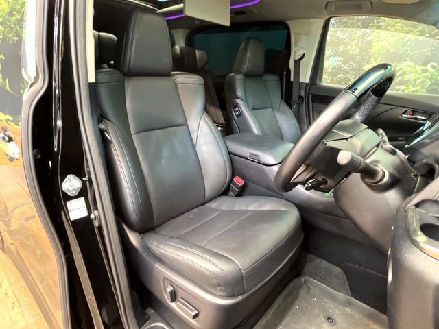 TOYOTA VELLFIRE 2018