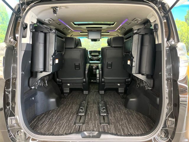 TOYOTA VELLFIRE 2018