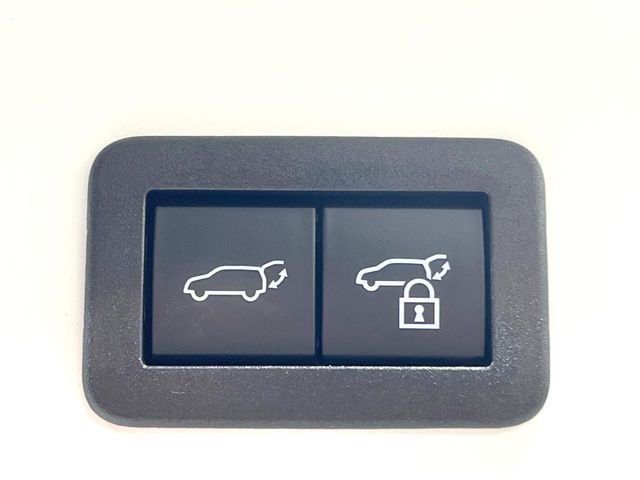 TOYOTA COROLLA CROSS HYBRID 2023