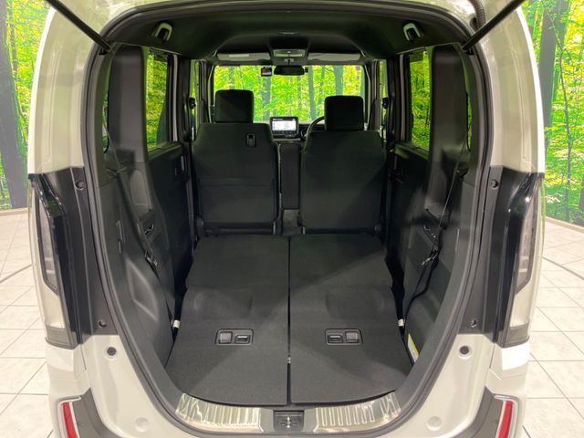 HONDA N BOX CUSTOM 2024