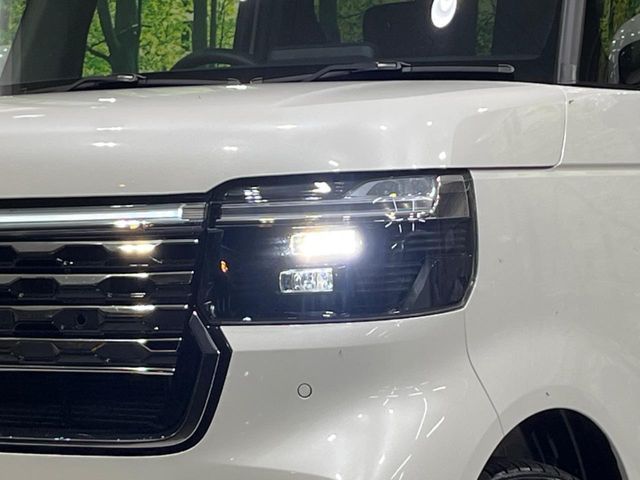 HONDA N BOX CUSTOM 2024