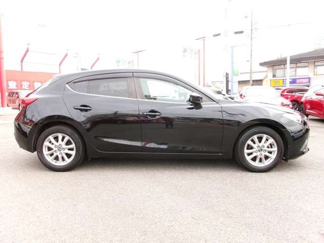 MAZDA AXELA SPORTS 2015