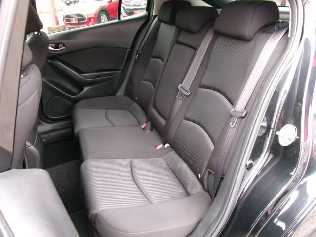 MAZDA AXELA SPORTS 2015