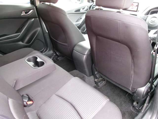 MAZDA AXELA SPORTS 2015