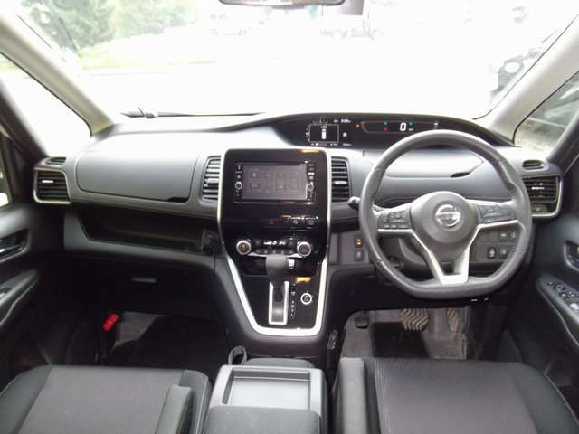 NISSAN SERENA  S-HYBRID 4WD 2017