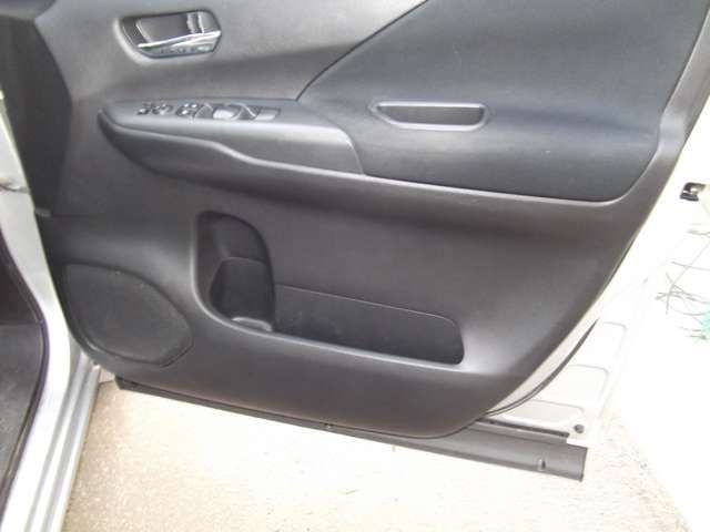 NISSAN SERENA  S-HYBRID 4WD 2017