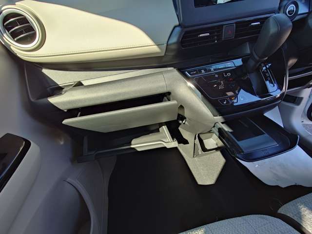 NISSAN DAYZ 4WD 2024