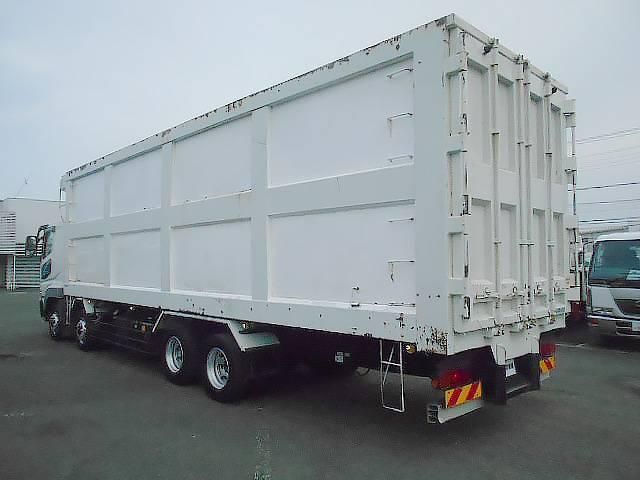 MITSUBISHI FUSOU SUPER GREAT 2014