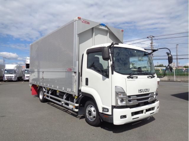 ISUZU FORWARD 2023