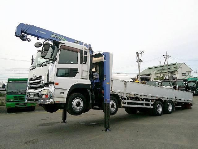 NISSAN DIESEL Quon 2013
