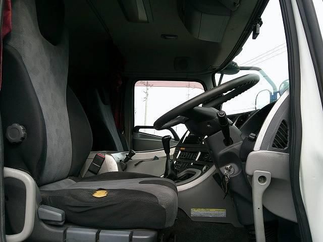 NISSAN DIESEL Quon 2013