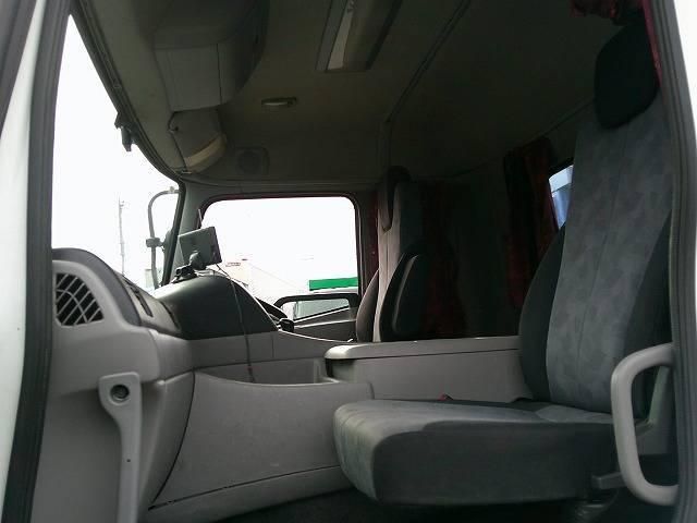 NISSAN DIESEL Quon 2013