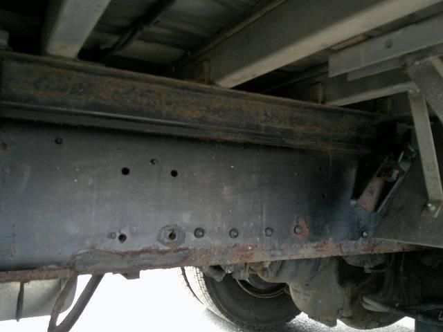 NISSAN DIESEL Quon 2013