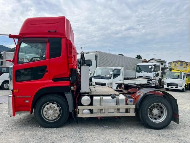 NISSAN DIESEL Quon 2013