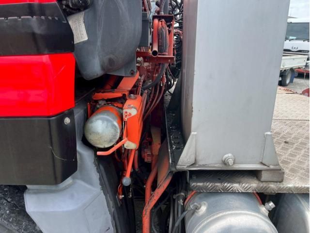 NISSAN DIESEL Quon 2013