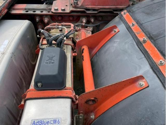 NISSAN DIESEL Quon 2013