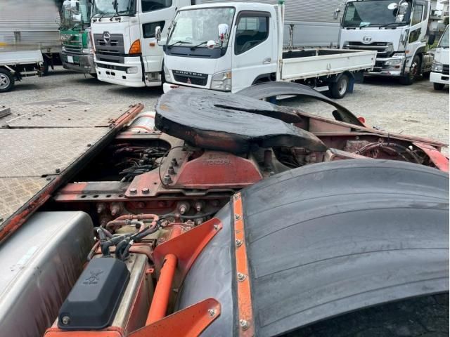 NISSAN DIESEL Quon 2013