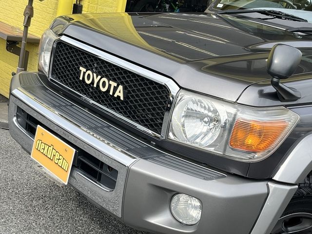 TOYOTA LANDCRUISER van 2015