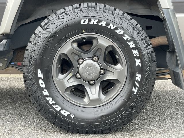 TOYOTA LANDCRUISER van 2015