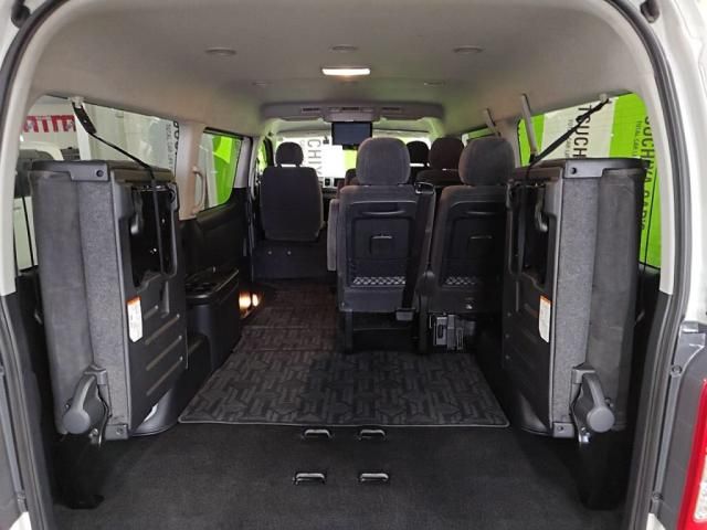 TOYOTA HIACE wagon 2024