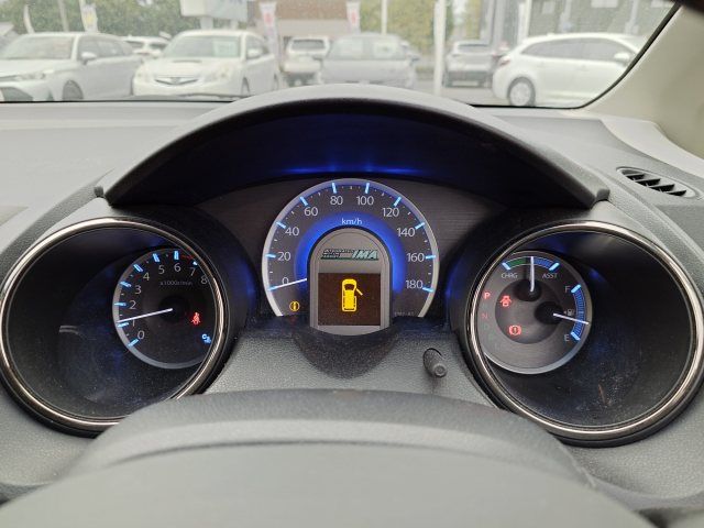 HONDA FIT SHUTTLE HYBRID 2013