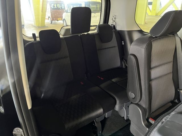 NISSAN SERENA  WG 2022