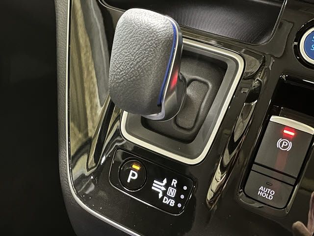 NISSAN SERENA  WG 2022