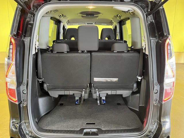 NISSAN SERENA  WG 2022