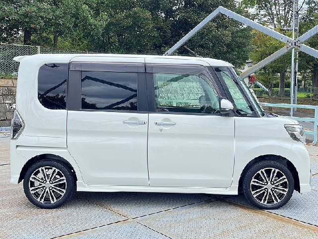 DAIHATSU TANTO CUSTOM 2018
