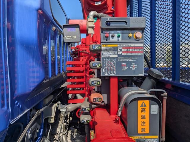 MITSUBISHI CANTER 2018