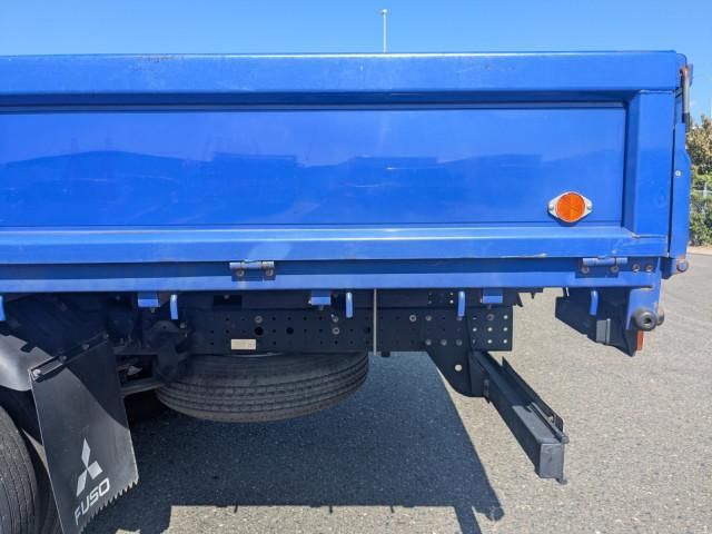 MITSUBISHI CANTER 2018