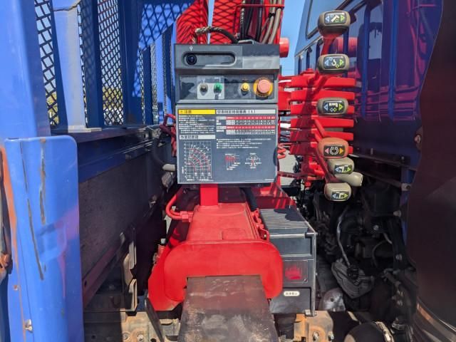 MITSUBISHI CANTER 2018