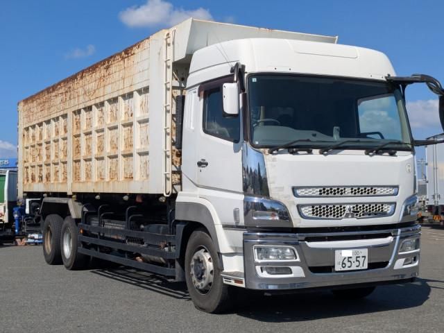 MITSUBISHI FUSOU SUPER GREAT 2015