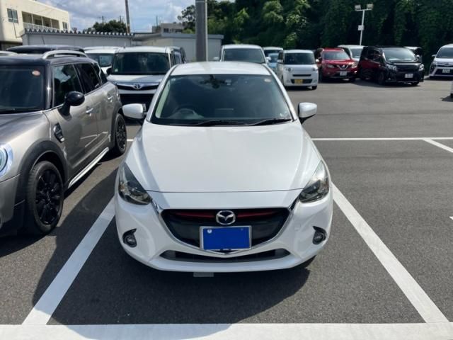 MAZDA DEMIO 2014