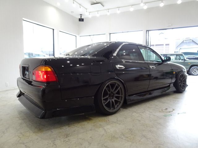 NISSAN LAUREL 1998
