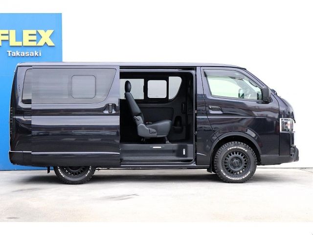 TOYOTA HIACE van 4WD 2023