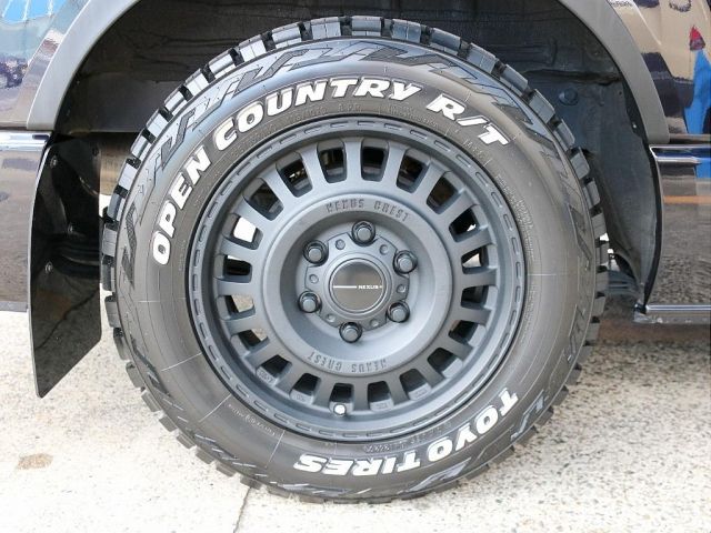 TOYOTA HIACE van 4WD 2023