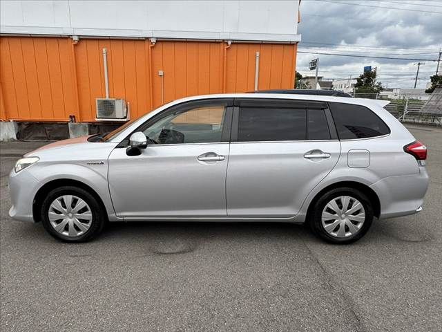 TOYOTA COROLLA FIELDER HYBRID 2015