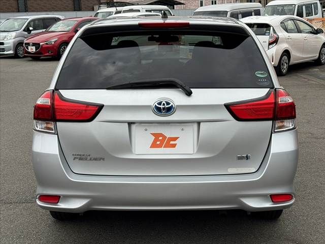 TOYOTA COROLLA FIELDER HYBRID 2015