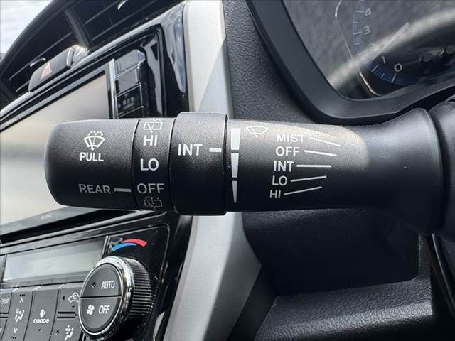 TOYOTA COROLLA FIELDER HYBRID 2015