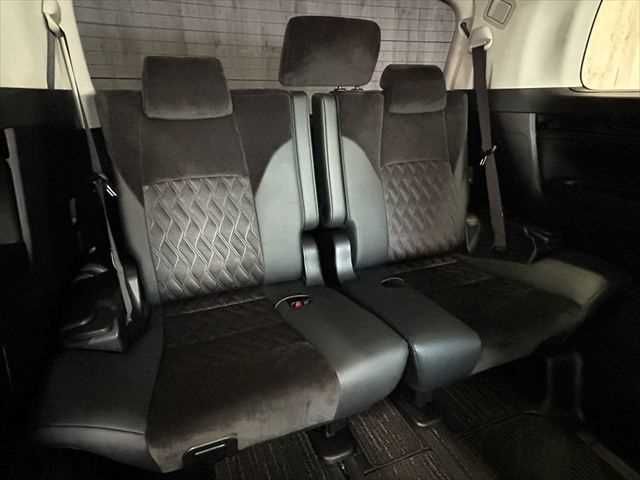 TOYOTA VELLFIRE  HYBRID 4WD 2015