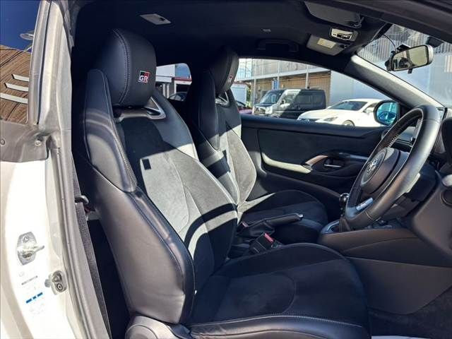 TOYOTA GR YARIS 2023