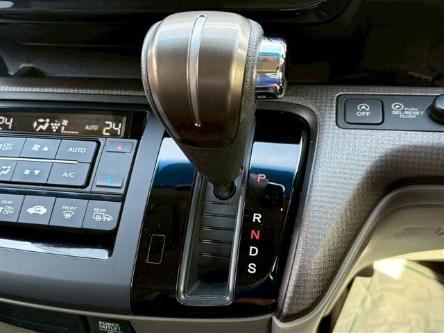 HONDA STEPWAGON 4WD 2019